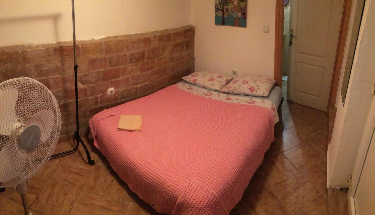Hostel Anton Tivat Luaran gambar