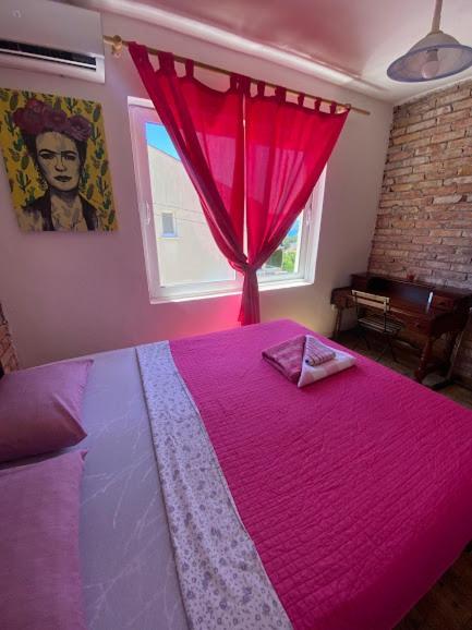 Hostel Anton Tivat Luaran gambar