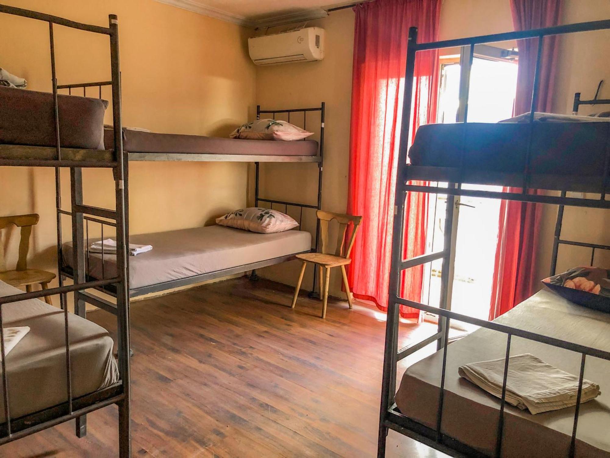 Hostel Anton Tivat Luaran gambar