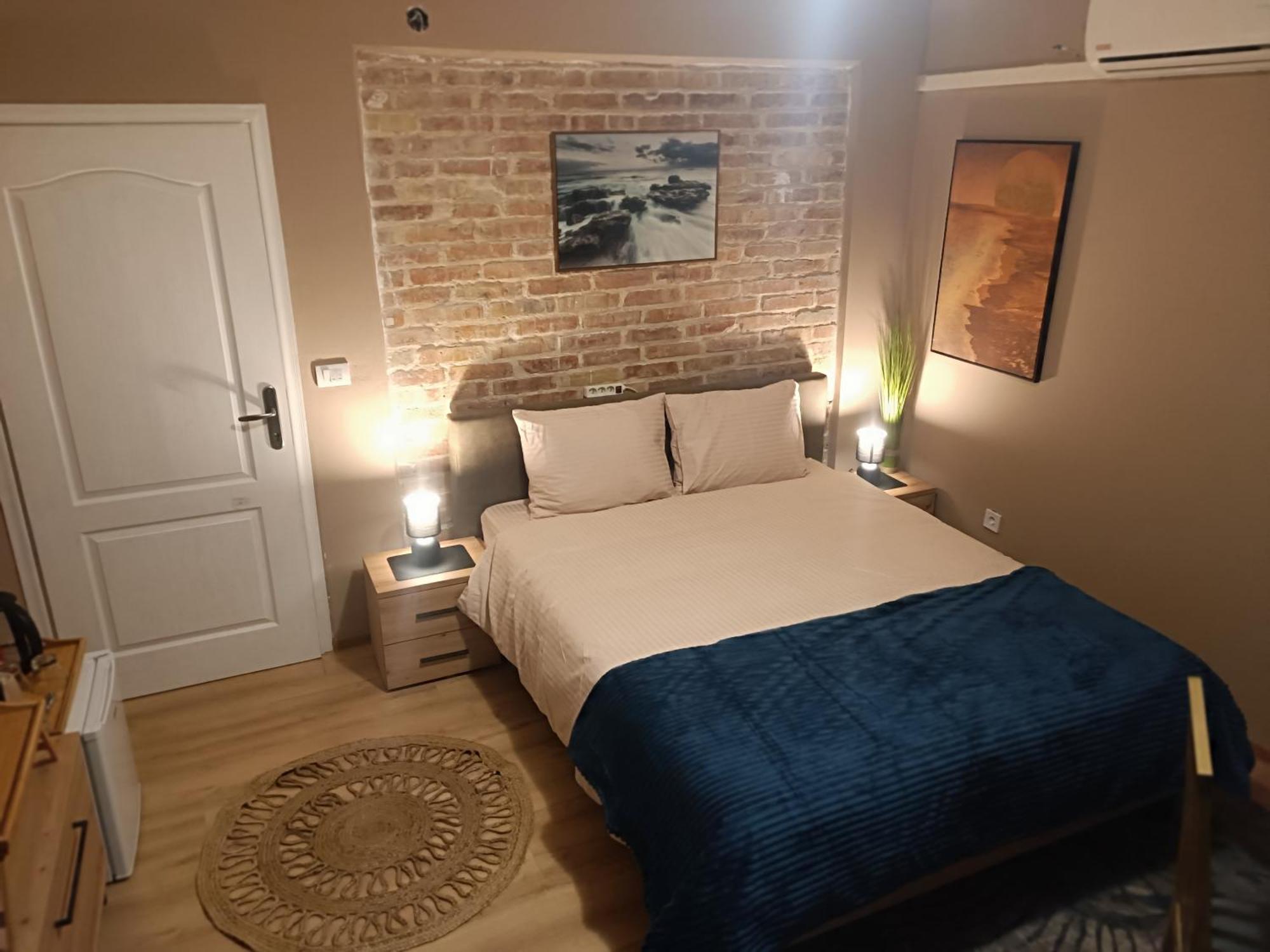 Hostel Anton Tivat Luaran gambar